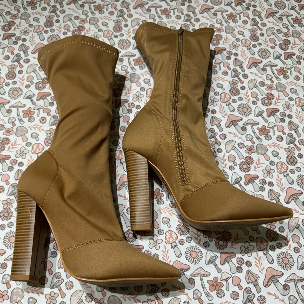 Khaki Pointed Toe Heeled Boots - Size 7